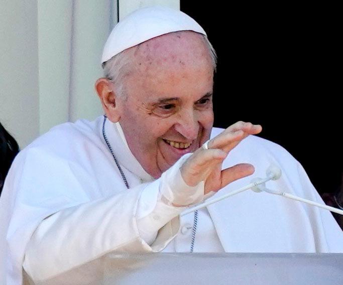 El papa vuelve al Vaticano 10 días después de su operación