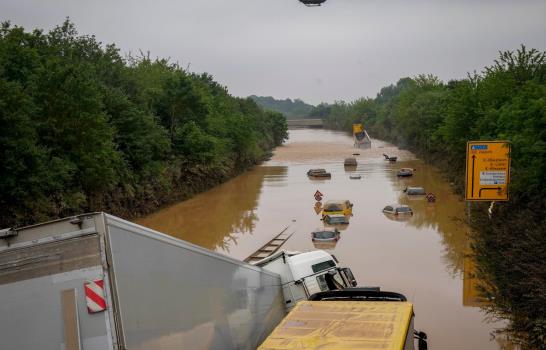 Suben a más de 150 los muertos en inundaciones en Europa
