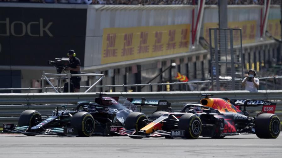 Rivsarán incidente entre Lewis Hamilton y Max Verstappen