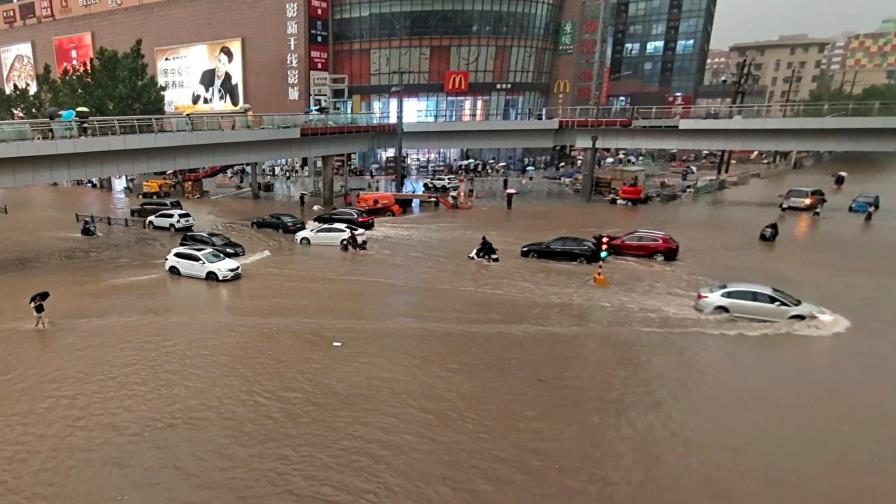 VIDEO | Suben a 51 los muertos por inundaciones en centro de China