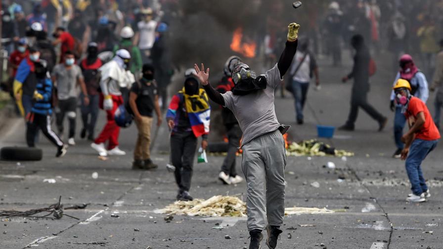 Miles de colombianos retoman presión contra gobierno y Congreso ante nuevo plan tributario