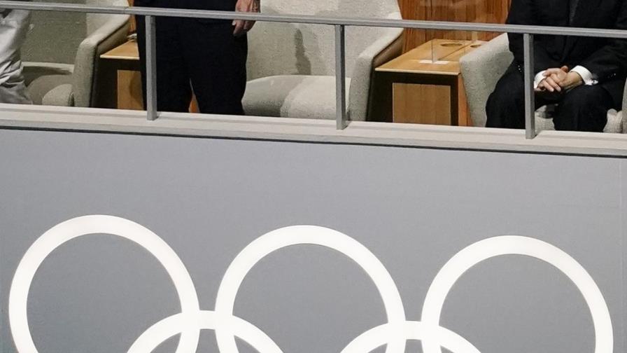 Los abanderados de las 206 delegaciones olímpicas en la ceremonia de apertura de Tokio-2020