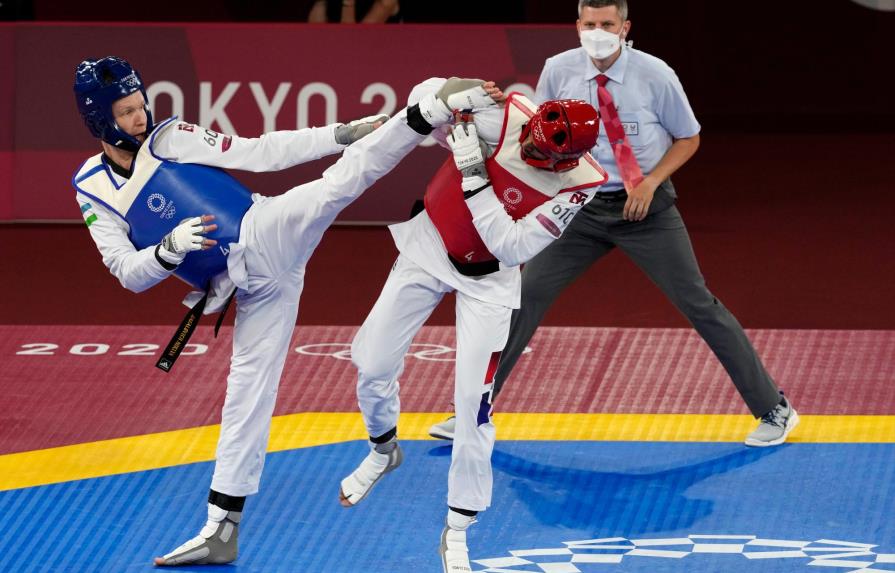 Moisés Hernández cae en taekwondo