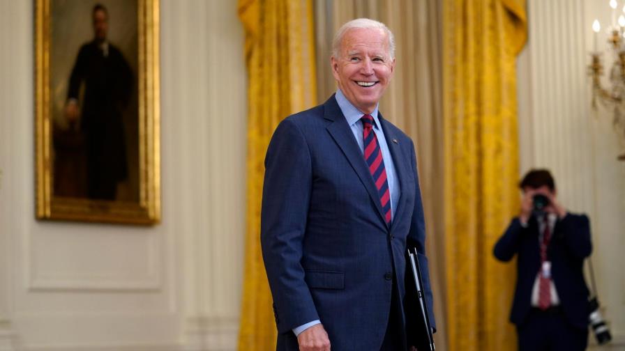 Biden anuncia nueva ayuda de 100 millones al Líbano y le pide reformas