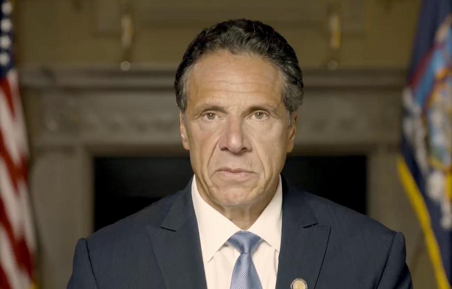 Una mujer denuncia penalmente por abuso sexual al gobernador de Nueva York