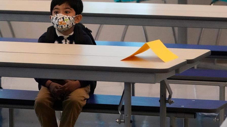 Continúa disparada la oleada de contagios e ingresos por COVID-19 en Florida
