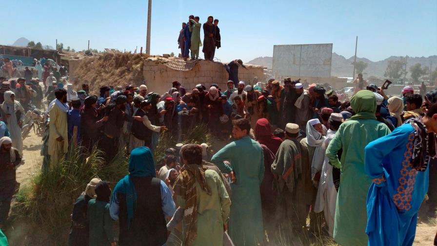 Talibanes avanzan imparables hacia Kabul y EEUU y Reino Unido preparan evacuación de ciudadanos