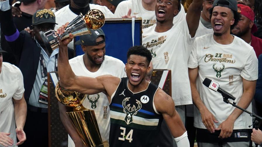 Giannis Antetokounmpo se convierte en accionista minoritario de los Cerveceros de Milwaukee Giannis Antetokounmpo se convierte en accionista minoritario de los Cerveceros de Milwaukee