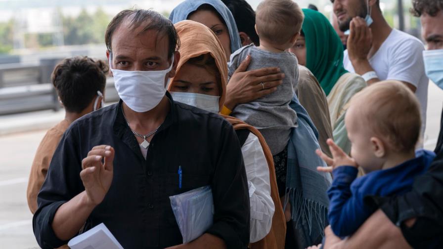 Más de 21.000 evacuados de Kabul el lunes entre vuelos de EEUU y otros países