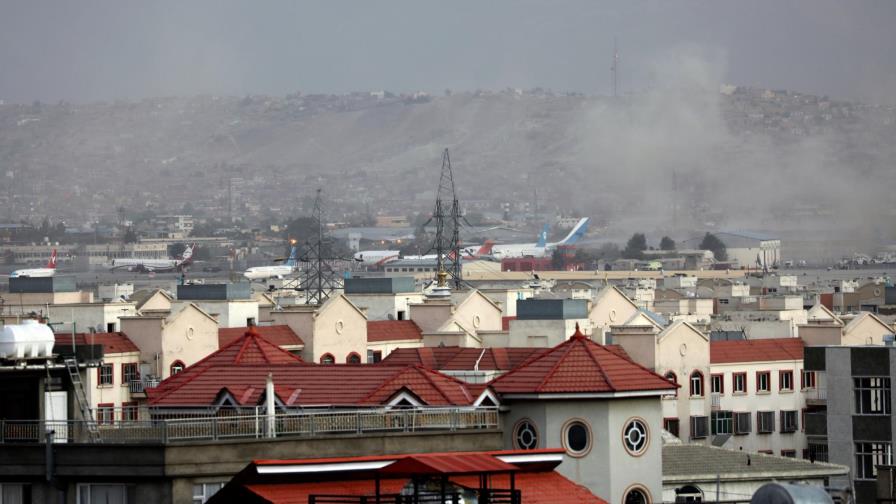 Más de una decena de muertos y 60 heridos en atentado en aeropuerto de Kabul