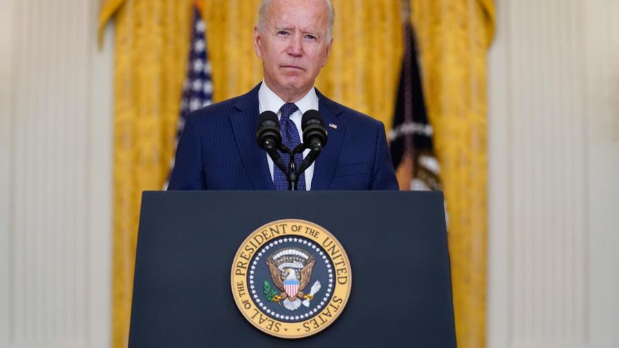 Biden llama “héroes” a los soldados estadounideses muertos en Kabul