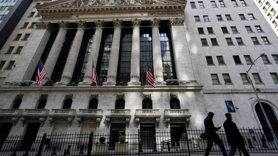Wall Street abre al alza antes de discurso de presidente de la Fed