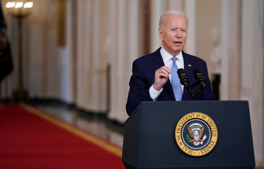 Joe Biden defiende la retirada de EEUU de Afganistán mientras los talibanes celebran
