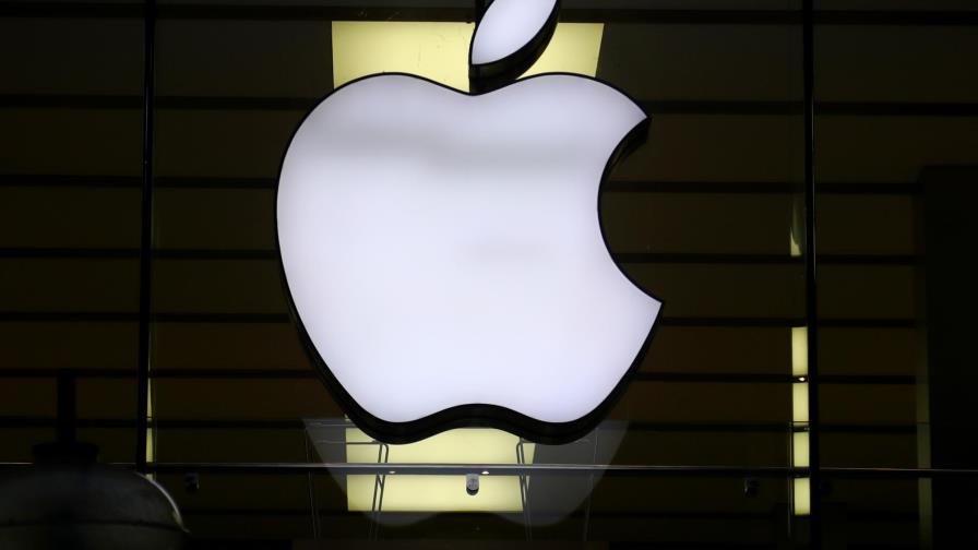 Apple corrige falla que exponía a sus iPhones a software espía