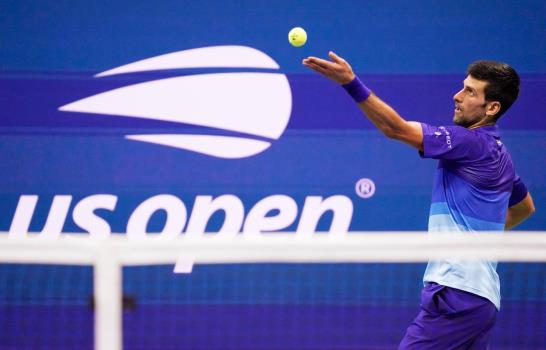 Djokovic despierta y sigue al acecho del Grand Slam