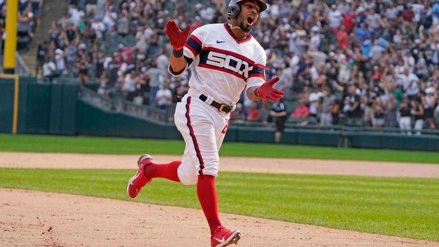 Leury García hunde a los Medias Rojas con jonrón en el noveno Leury García hunde a los Medias Rojas con jonrón en el noveno