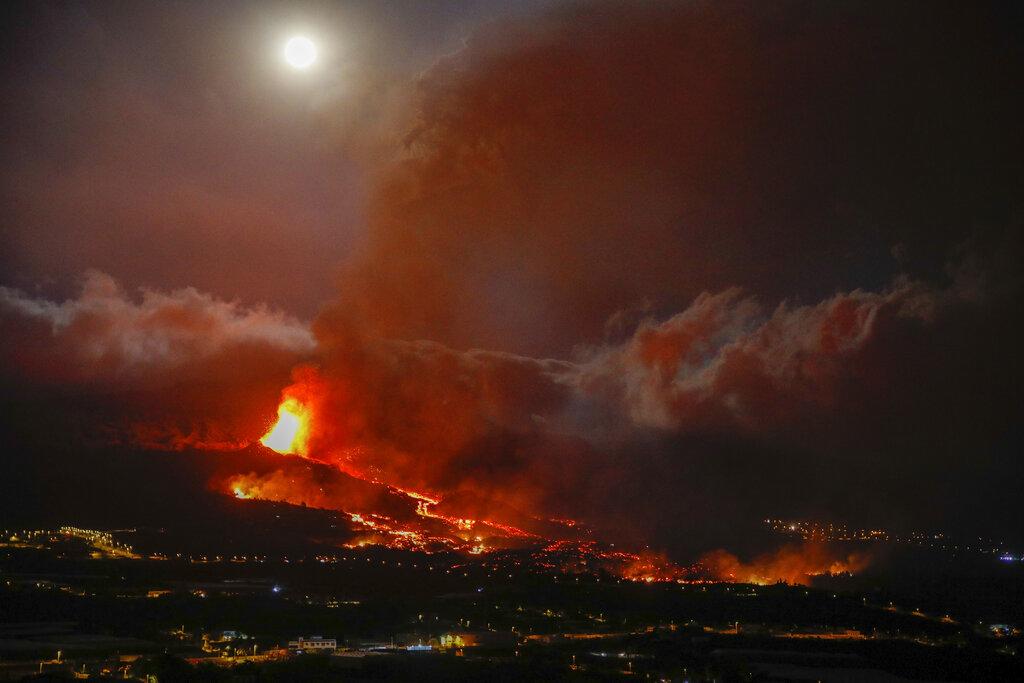 Erupción de volcán en La Palma puede durar hasta noviembre