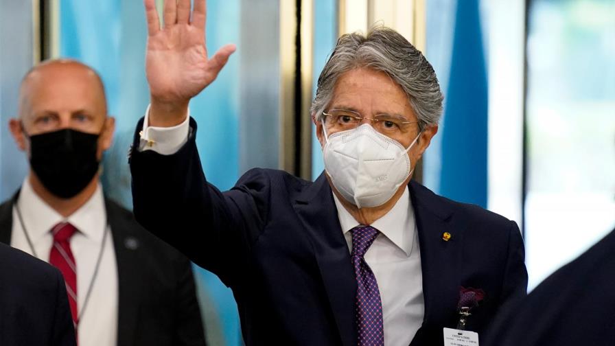 Ajustes tributarios propuestos en Ecuador generan críticas Ajustes tributarios propuestos en Ecuador generan críticas