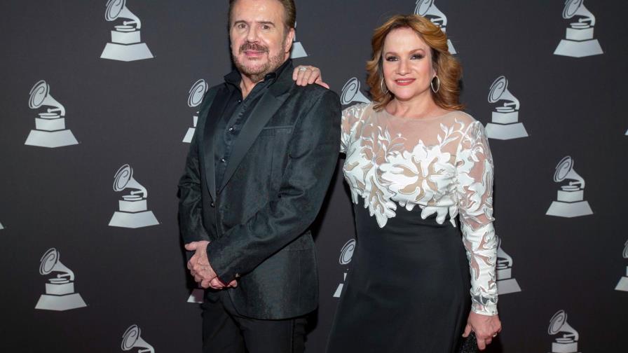 Pimpinela celebra 40 años con gira, reflexiona sobre carrera