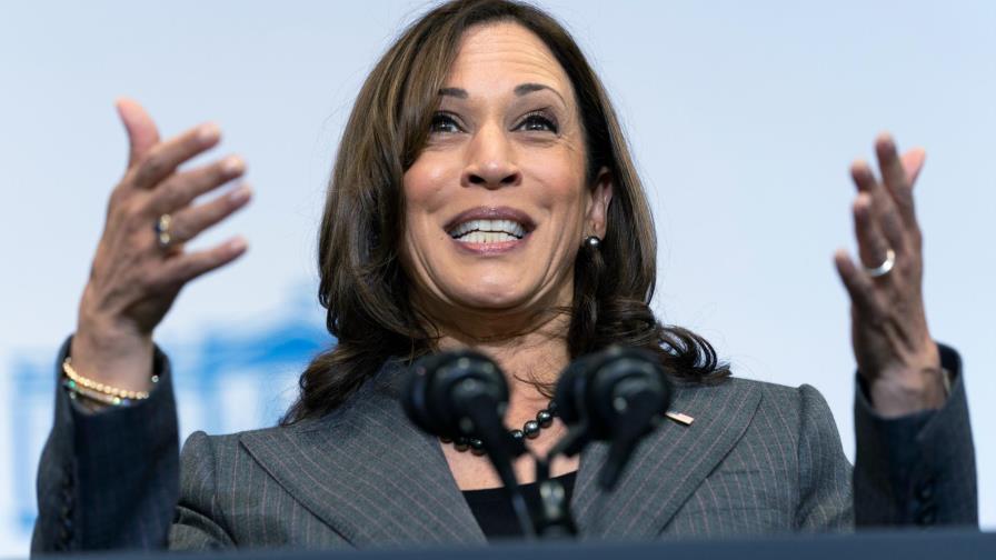 Kamala Harris viajará a Francia donde se reunirá con Emmanuel Macron