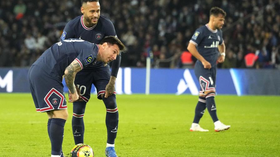 Lionel Messi es baja para partido del PSG en Burdeos el sábado
