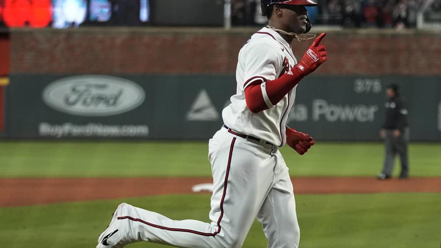 Los Bravos se acercan a la corona de la Serie Mundial
