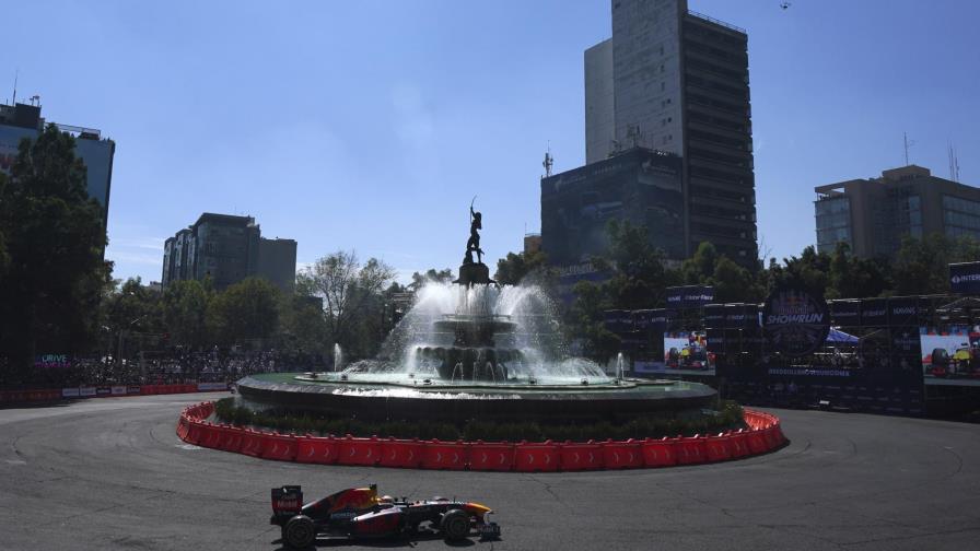 Mexicanos listos para celebrar algo grande del Checo Pérez