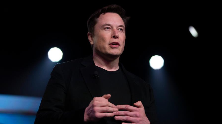 ?Elon Musk vendió 1,100 millones de dólares de acciones de Tesla
