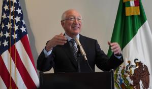 Embajador de EEUU reconoce camino doloroso de caravana migrante en México