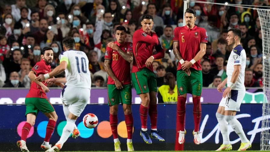 Serbia da el gran golpe y la Portugal de Ronaldo jugará la repesca del Mundial