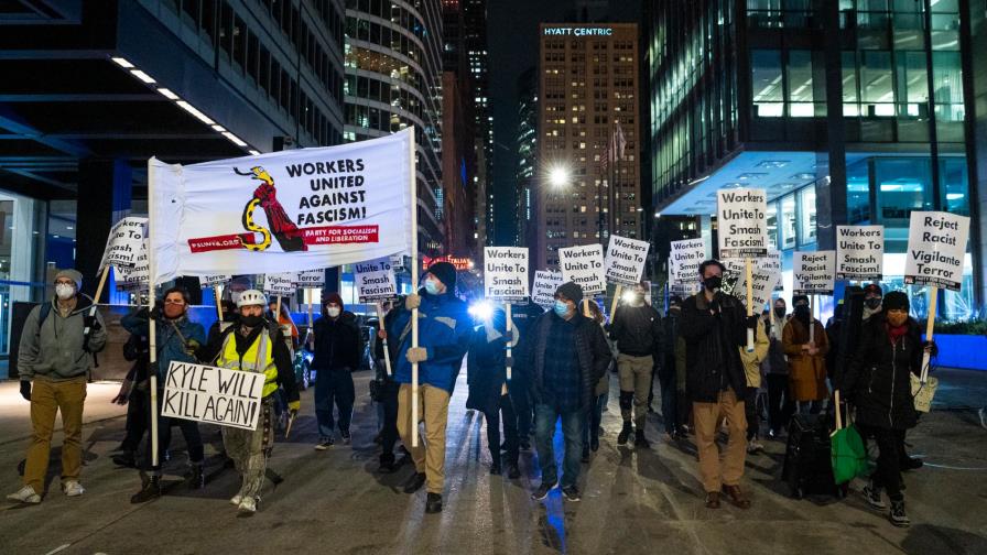 Protesta por caso Rittenhouse acaba en disturbio en Portland