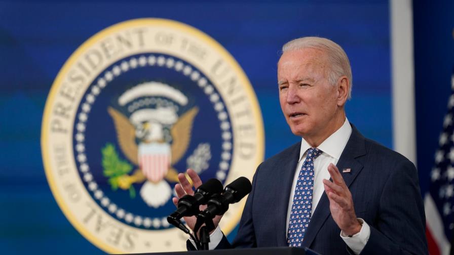 Biden dice que Reserva Federal debe ser “líder” en lucha contra cambio climático