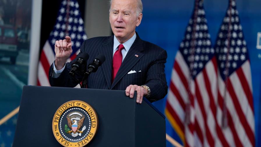 Biden cree que veredicto en caso de joven negro no es suficiente por sí solo