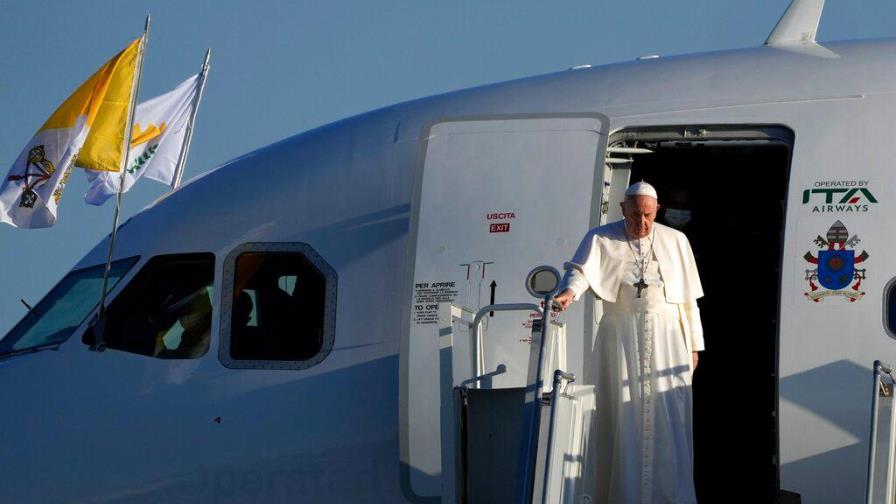 La crisis migratoria marca el viaje papal a Chipre y Grecia