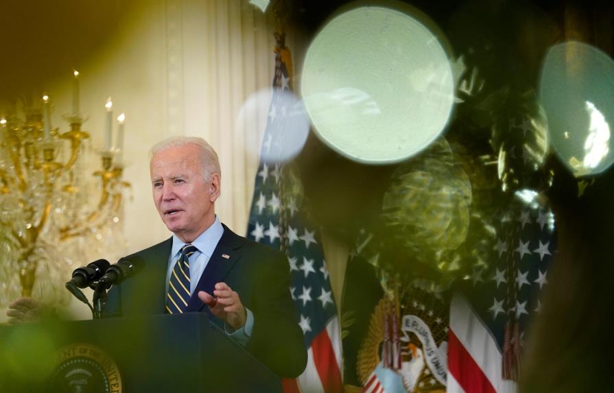 Biden y sus aliados europeos piden a Rusia que reduzca tensión en Ucrania