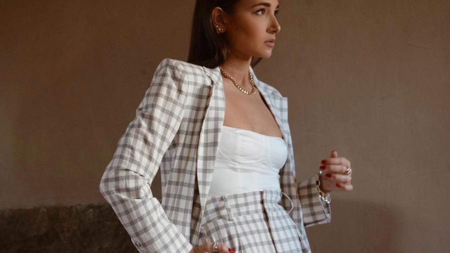 La influencer Danielle Bernstein lanza su propia colección La influencer Danielle Bernstein lanza su propia colección
