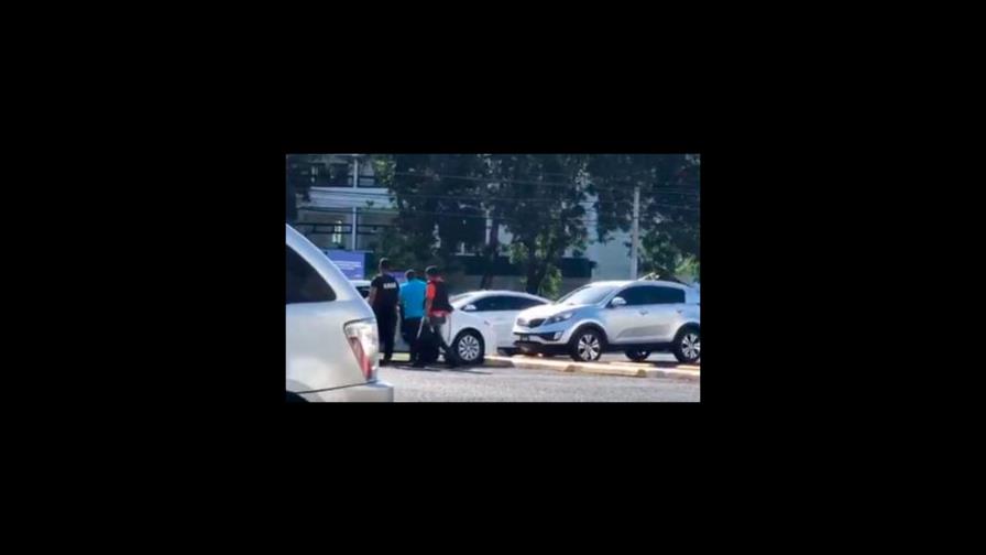 Dejan en libertad a hombres apresados en banco por no encontrar vínculos con Operación Falcón 