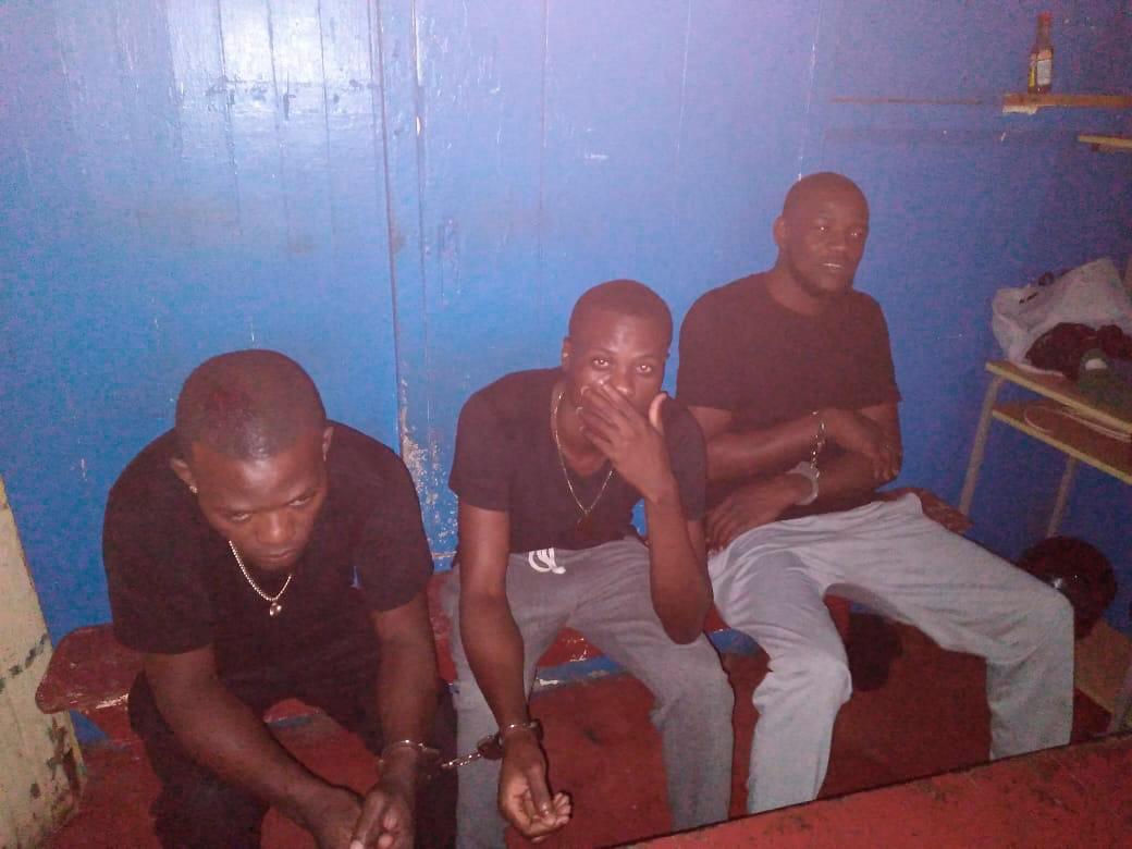 Tres de los detenidos 