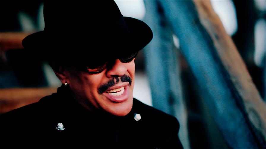 Aramis Camilo estrena video de “Si me dejas ahora” de José José