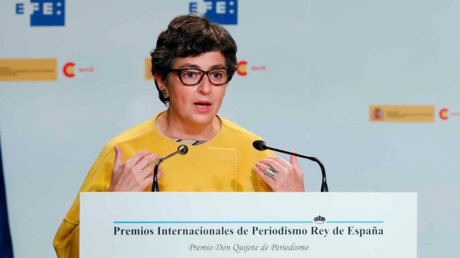 España muestra a Marruecos su rechazo por la entrada masiva de inmigrantes España muestra a Marruecos su rechazo por la entrada masiva de inmigrantes