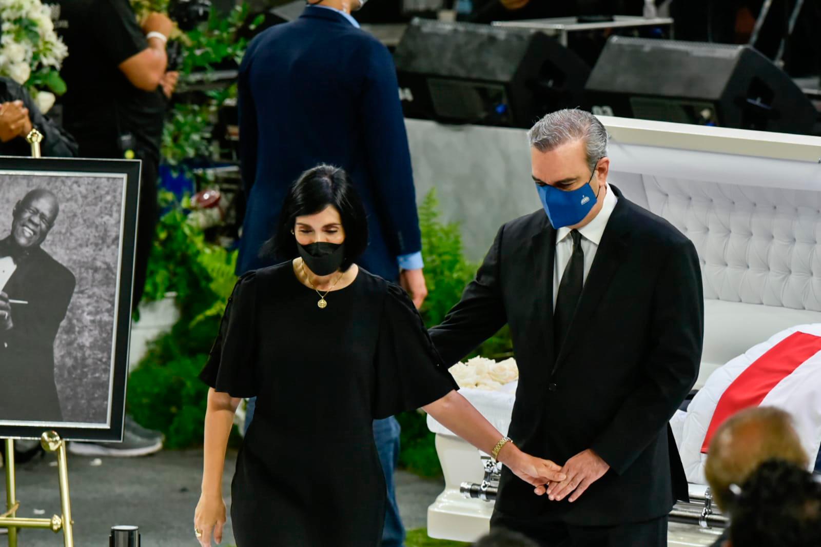 La pareja presidencial en el acto de despedida. 