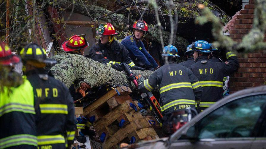 Maryland: 19 heridos por un árbol derribado en una tormenta