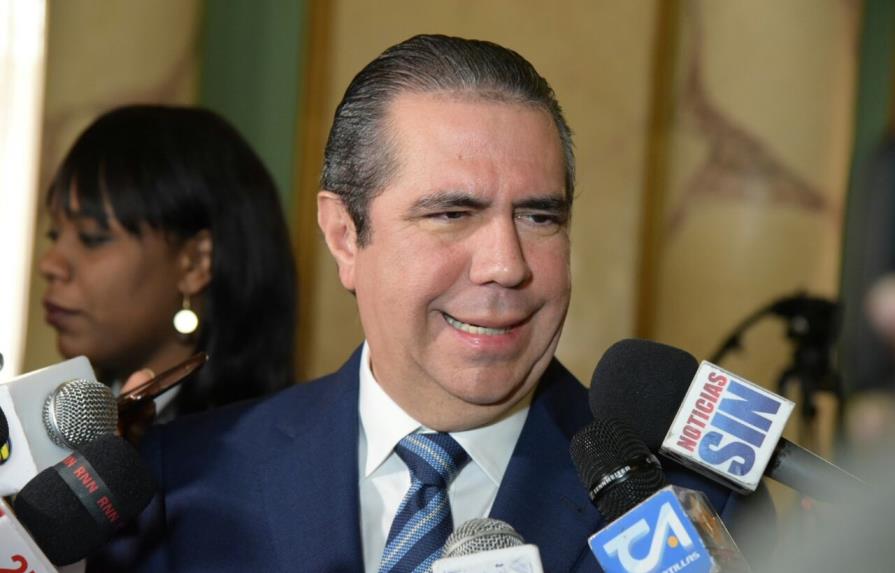 Francisco Javier García dice que propuesta del grupo de Leonel a Danilo puede ser antidemocrática