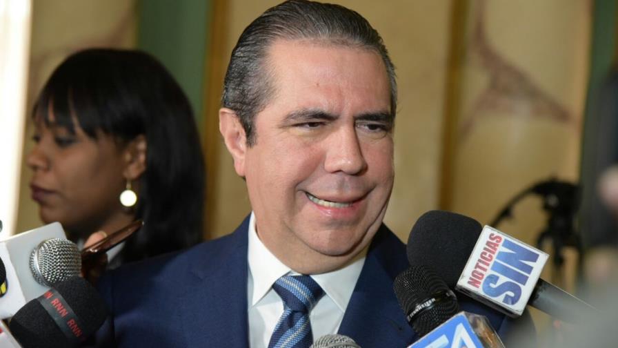 Francisco Javier García dice que propuesta del grupo de Leonel a Danilo puede ser antidemocrática