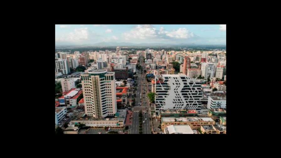 Economistas creen el país no debe comprometer la inversión social con el endeudamiento