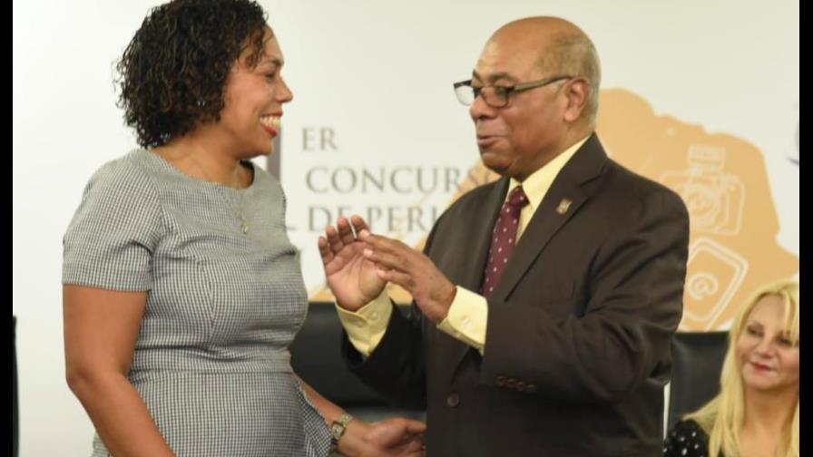 Periodista de Diario Libre gana premio del Tribunal Constitucional sobre libertad de expresión