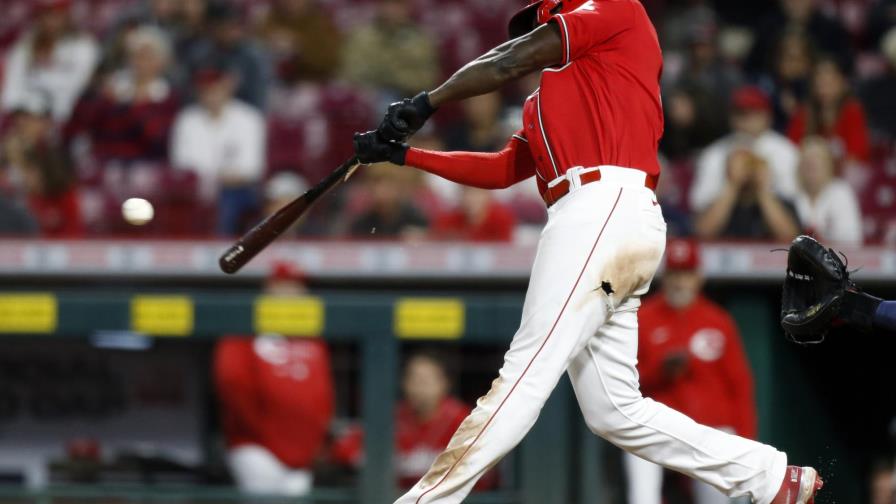 Rojos superan a Nacionales en 11 innings pero se rezagan