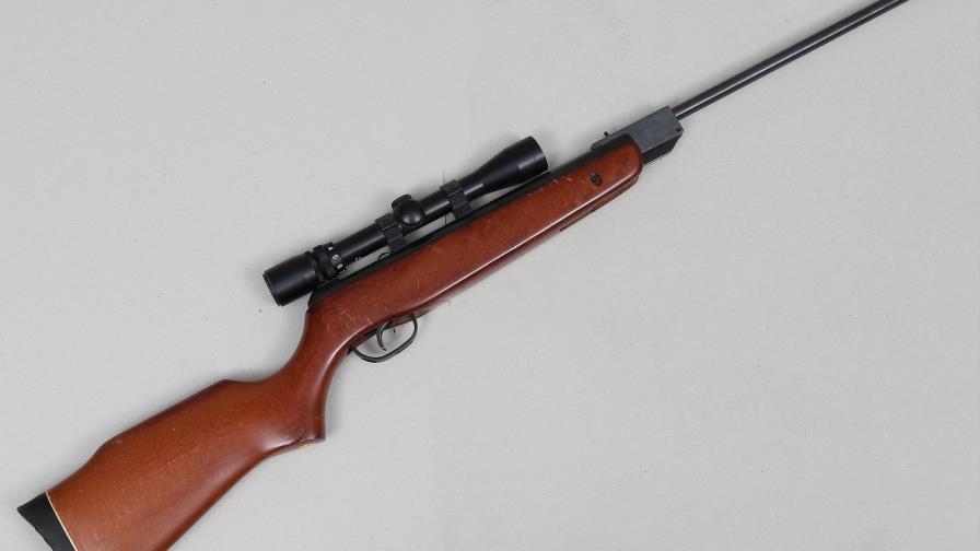 Niño de 8 años mata en Estados Unidos a joven de 17 con rifle de perdigones