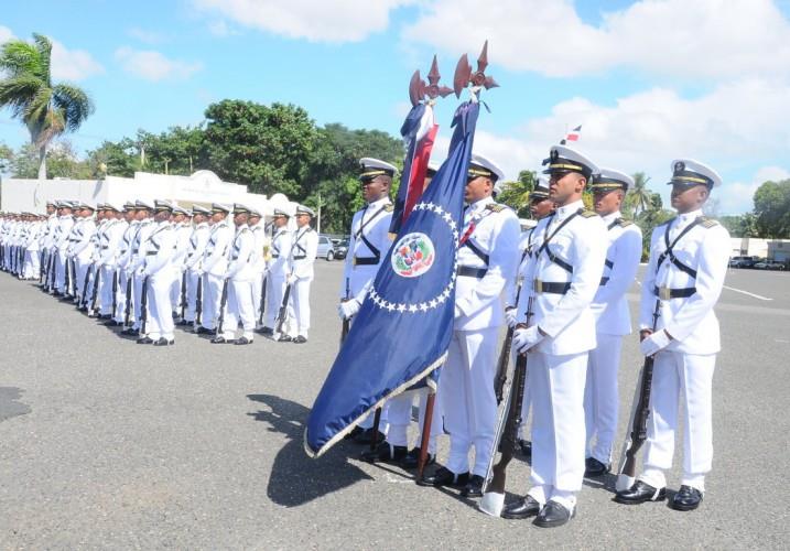 También la Armada anuncia el ascenso de 1,779 miembros 