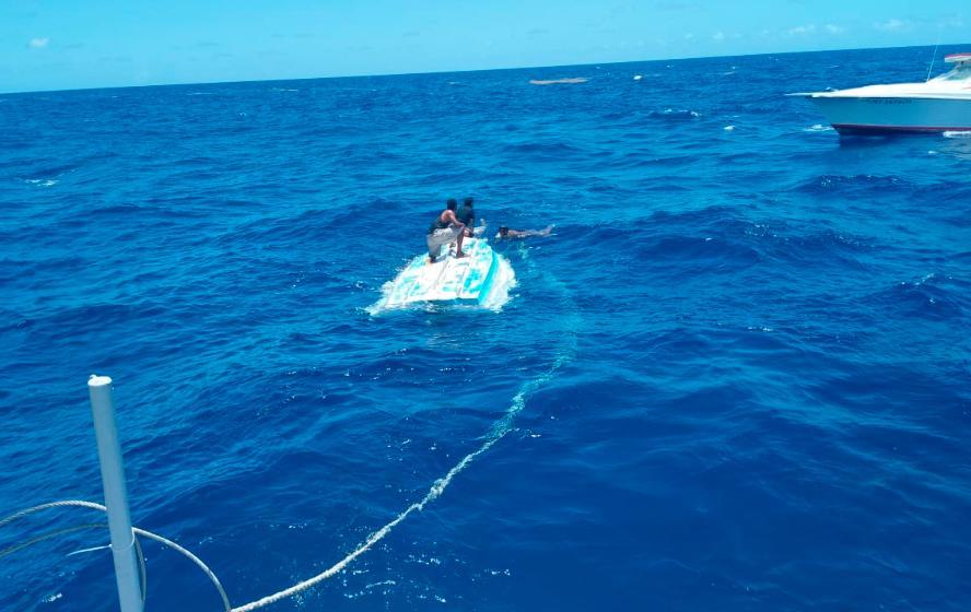 Armada busca 10 desaparecidos del viaje ilegal iba a Puerto Rico